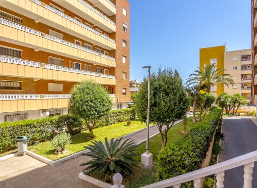 Appartement - Herverkoop - Orihuela Costa - Punta Prima