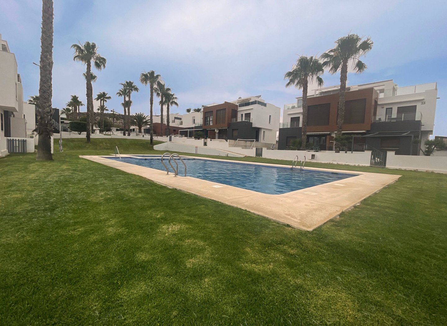 Herverkoop - Appartement -
Algorfa - La Finca Golf