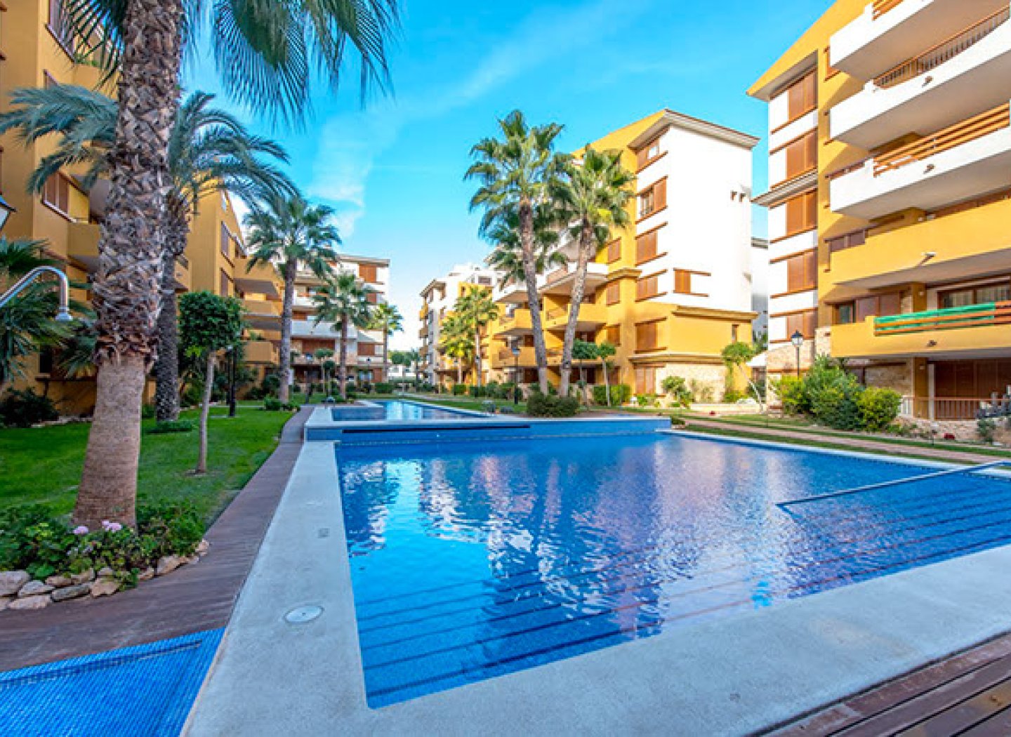 Herverkoop - Appartement -
Orihuela Costa - Punta Prima