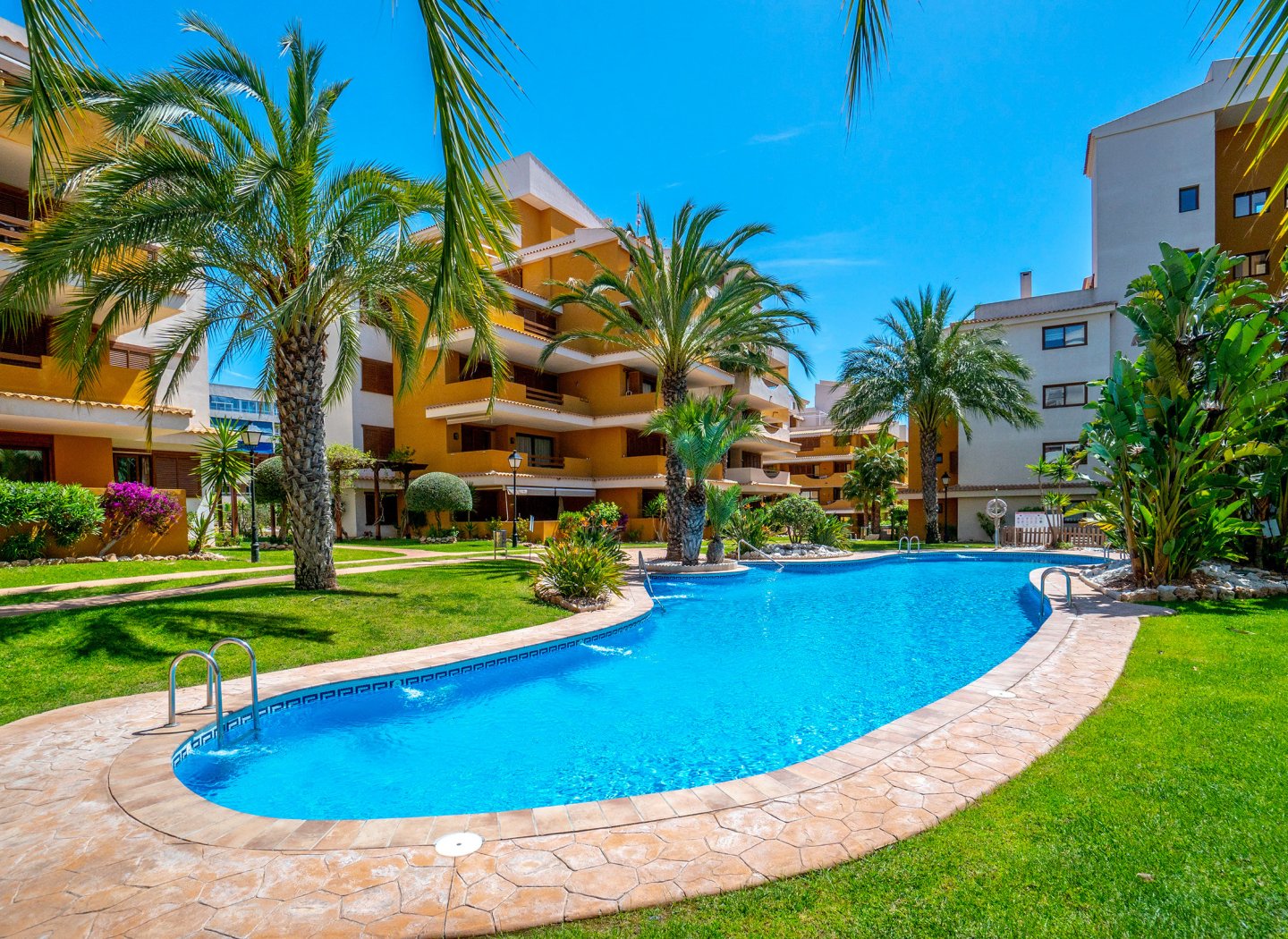 Herverkoop - Appartement -
Orihuela Costa - Punta Prima