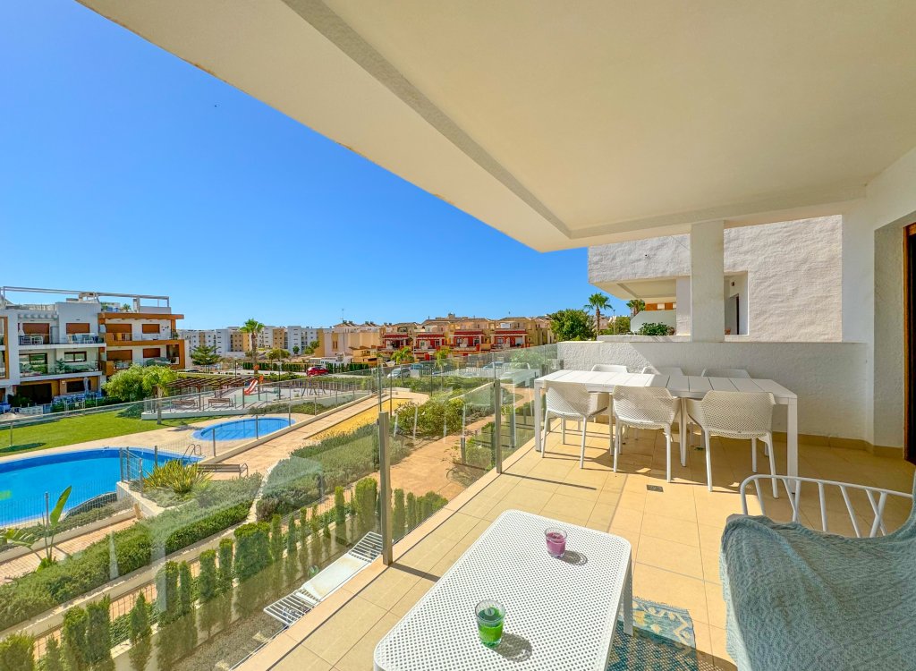 Herverkoop - Appartement -
Orihuela Costa - Villamartín-Las Filipinas