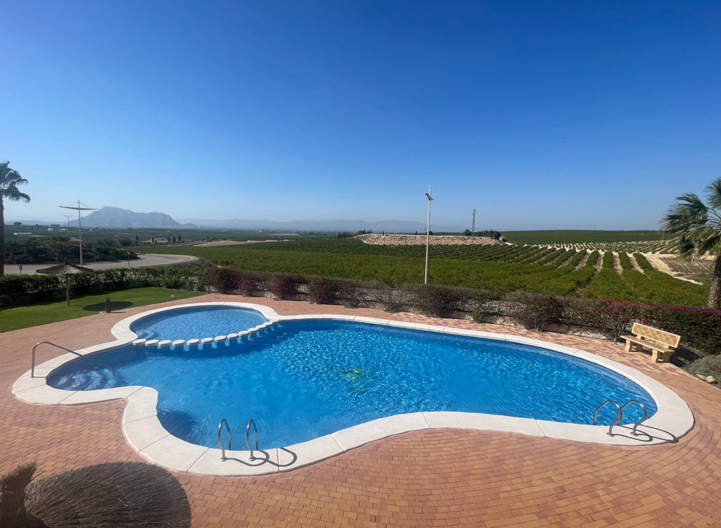 Herverkoop - Geschakelde woning -
Algorfa - La Finca Golf