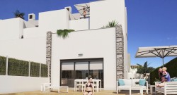 Maison mitoyenne - Nouvelle construction -
            Torrevieja - DA43127