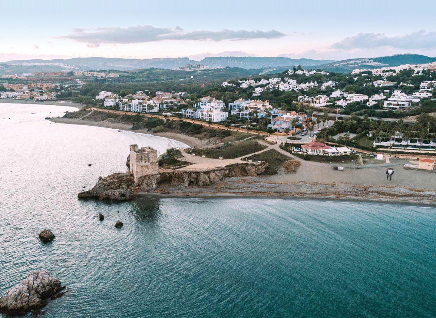 Neubau - Penthouse -
Casares - Casares Playa