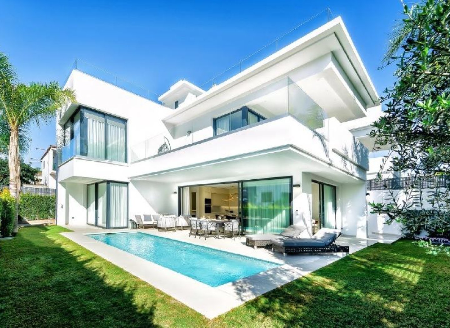 Neubau - Villa -
Marbella - Hacienda