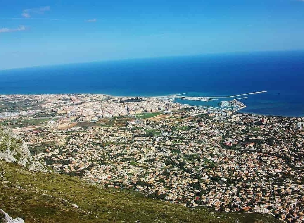 Neubau - Wohnung -
Denia