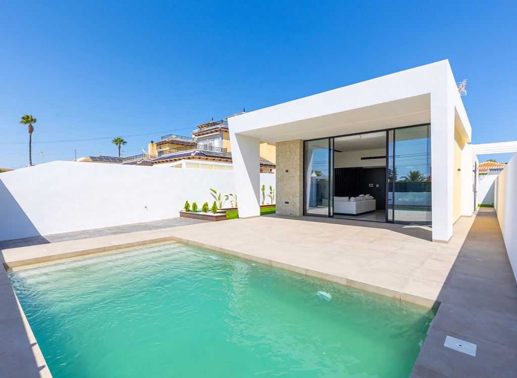 New Build - Villa -
Torrevieja - Torreta