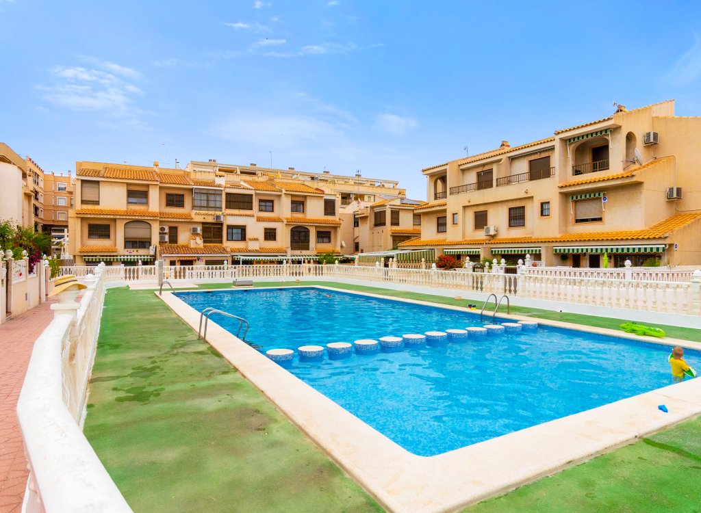 Resale - Townhouse -
Guardamar Del Segura