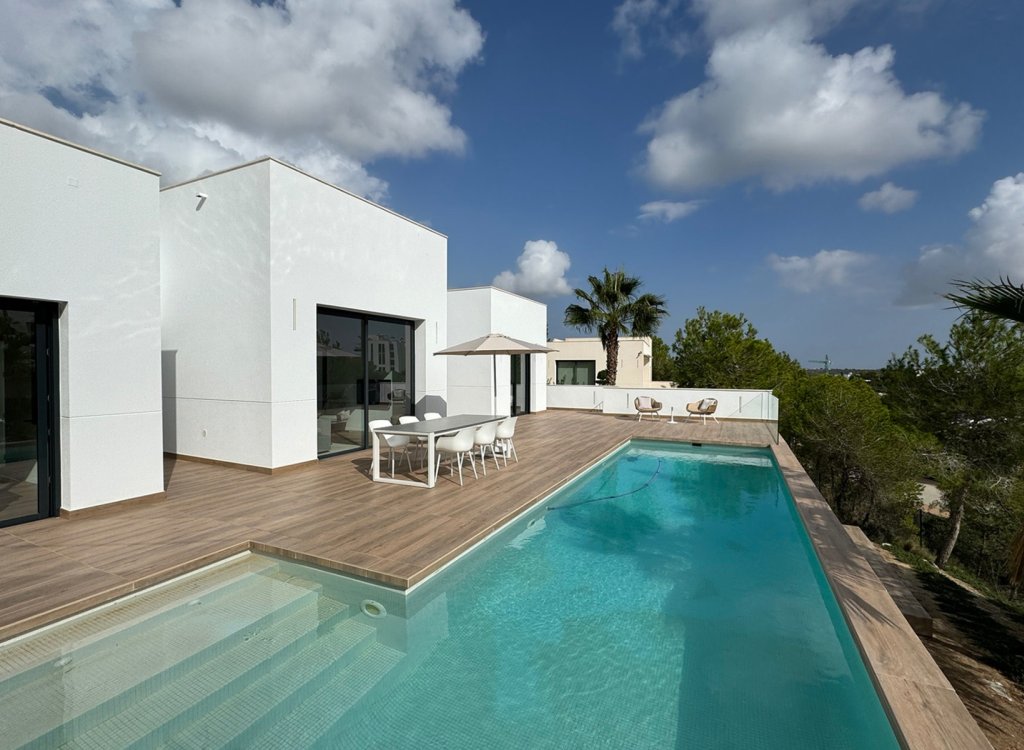 Resale - Villa -
Dehesa De Campoamor - Las Colinas Golf