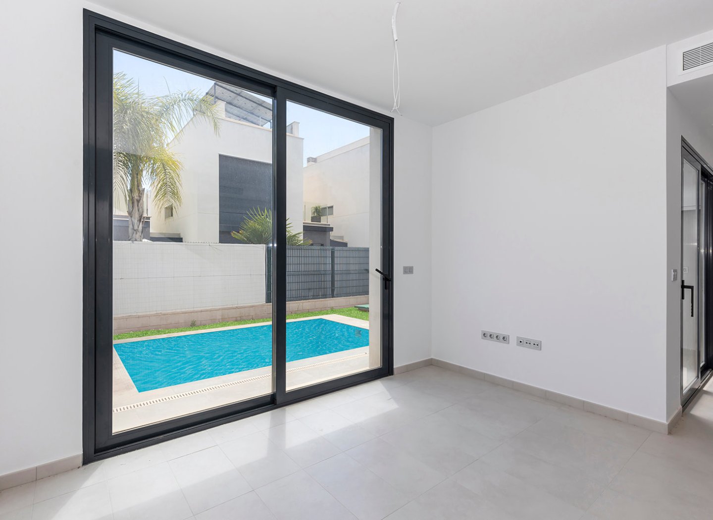 Resale - Villa -
Orihuela Costa - Villamartin