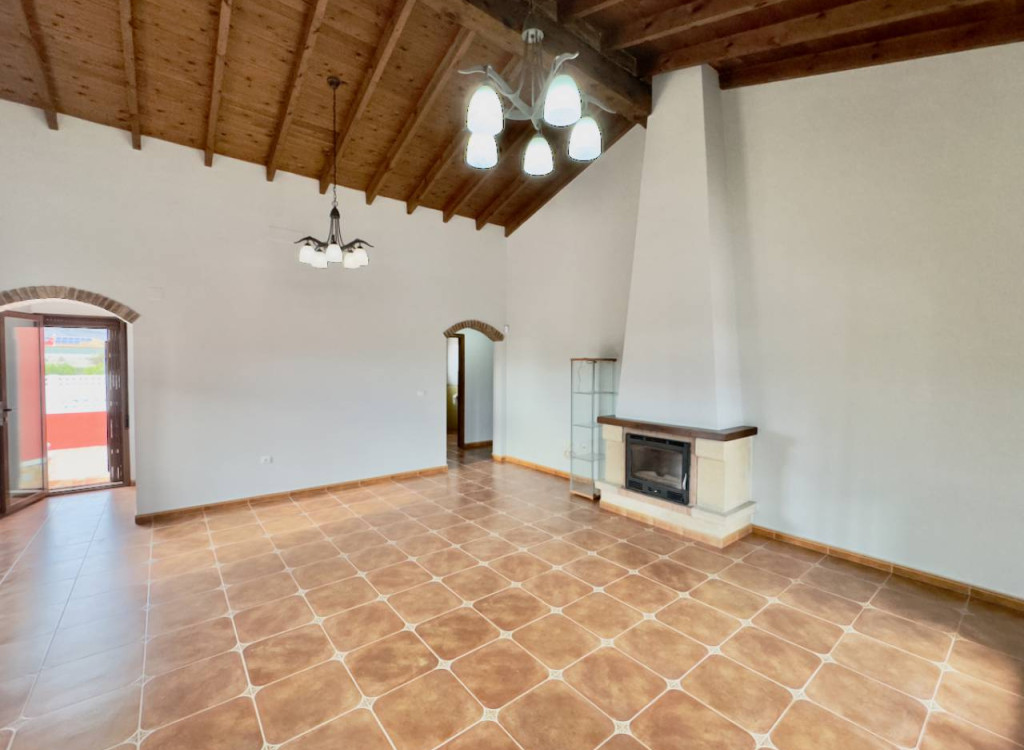 Resale - Villa -
Orihuela