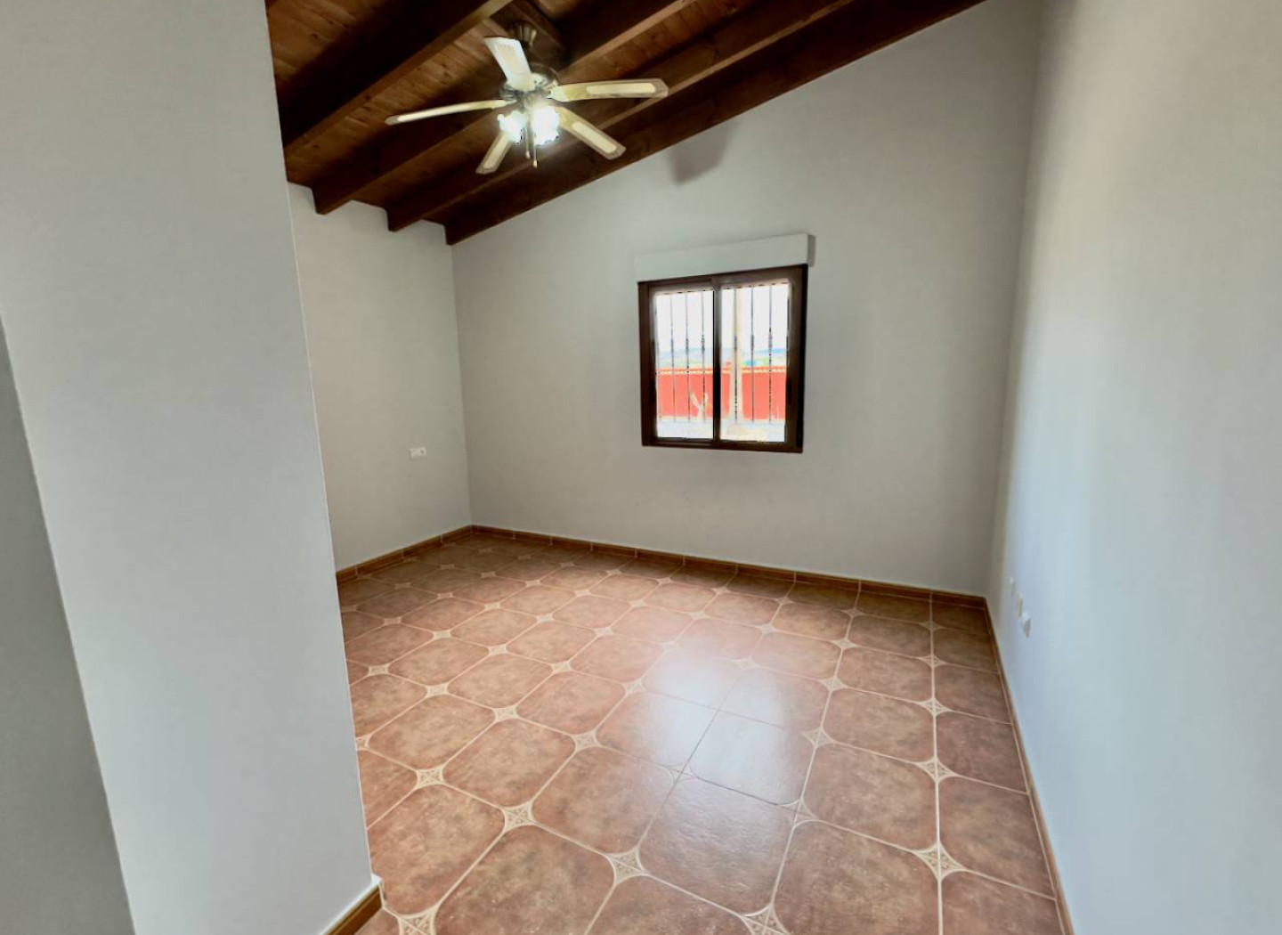 Resale - Villa -
Orihuela