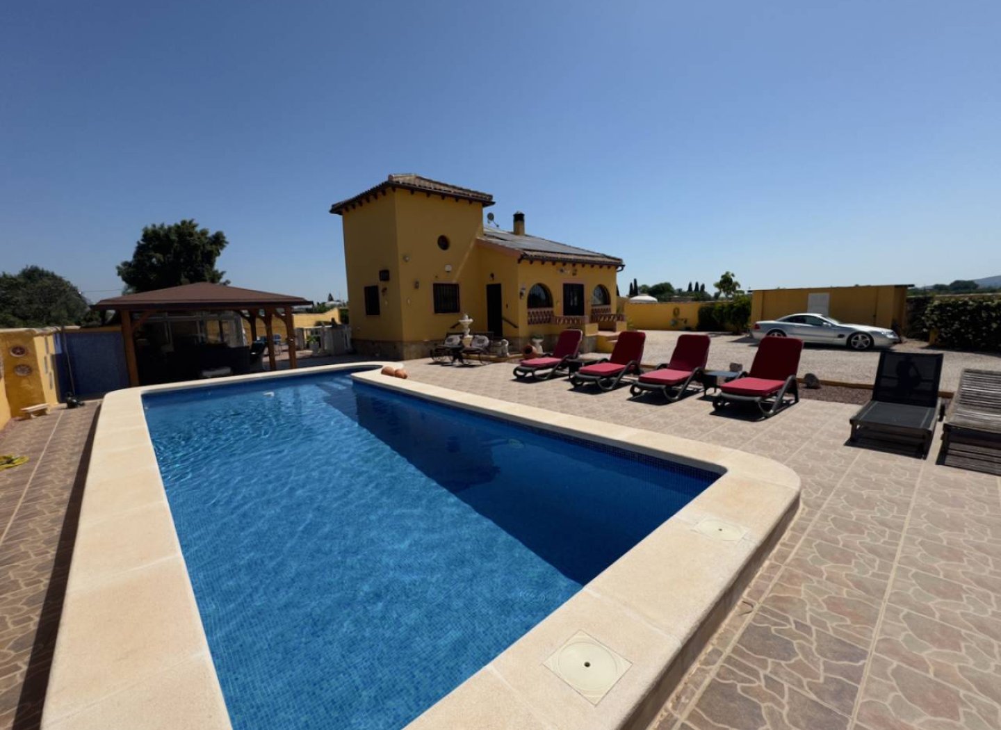 Resale - Villa -
Orihuela