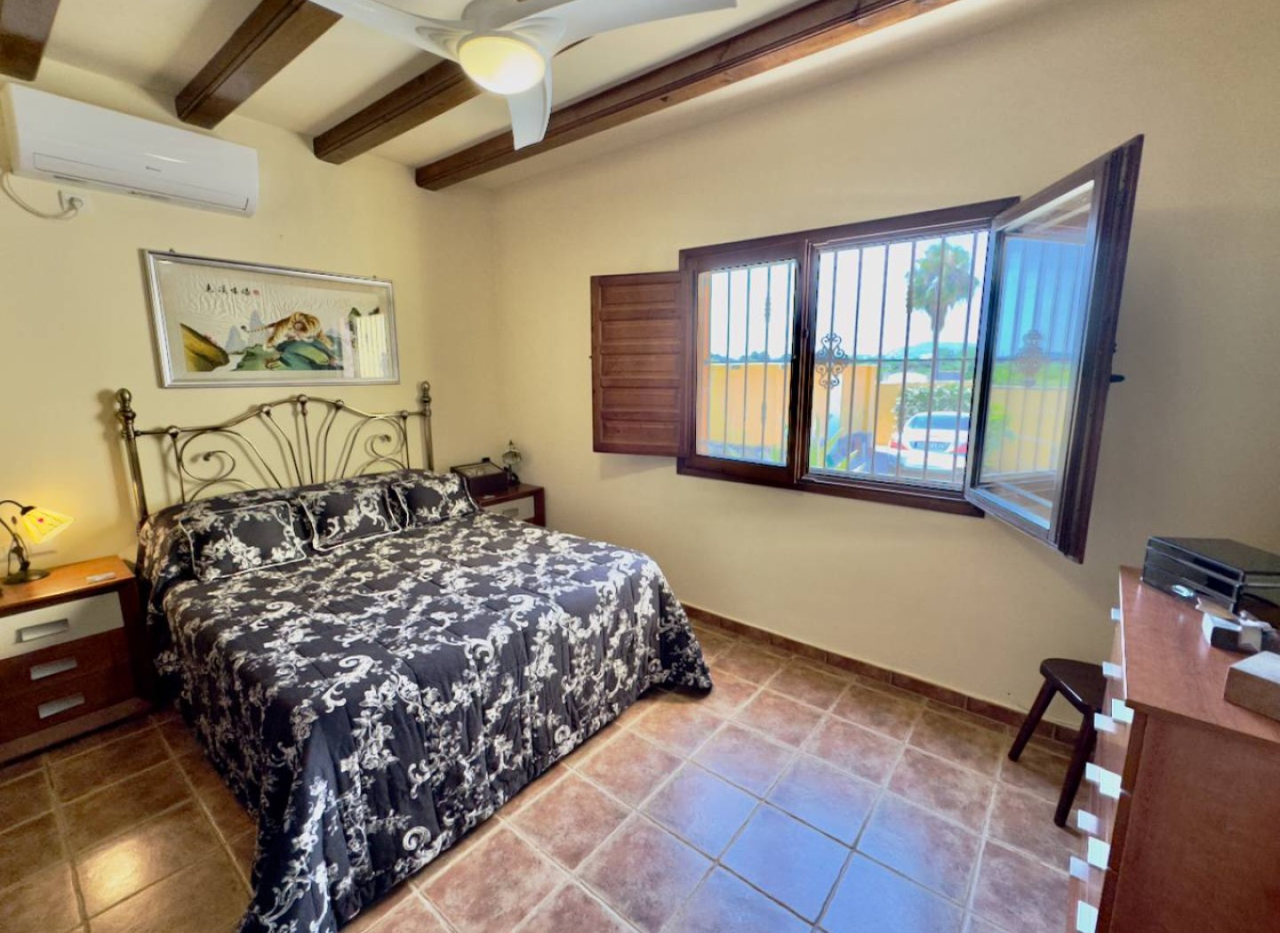 Resale - Villa -
Orihuela