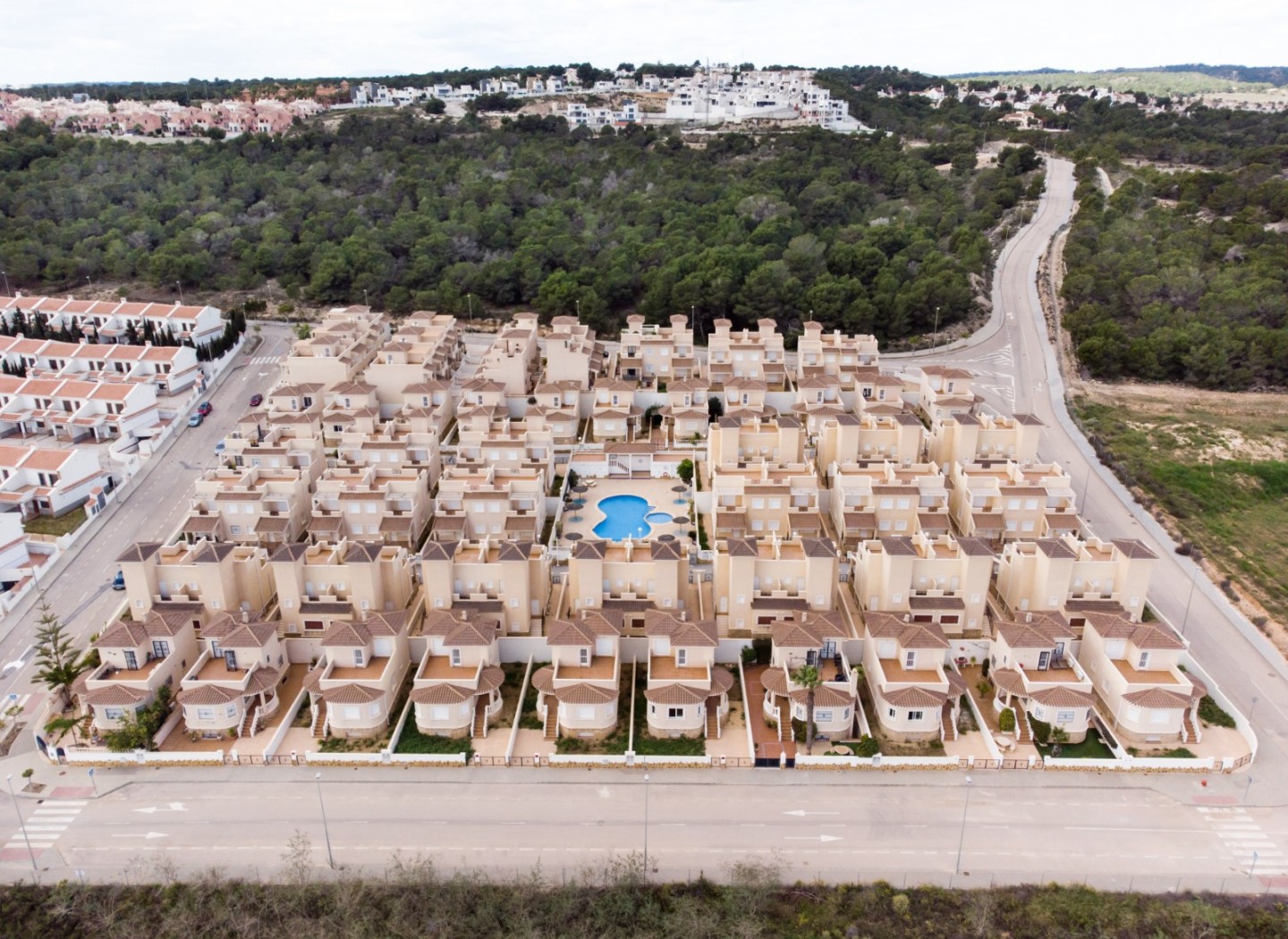 Revente - Maison mitoyenne -
San Miguel De Salinas