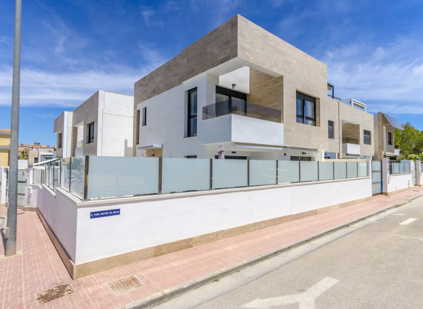 Revente - Villa -
Orihuela Costa - Villamartin