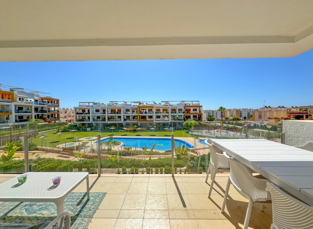 Venta - Apartamento / piso -
Orihuela Costa - Villamartín-Las Filipinas