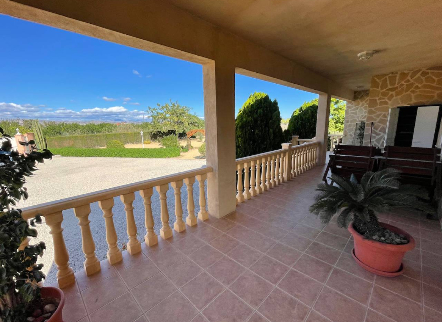 Venta - Villa -
Catral